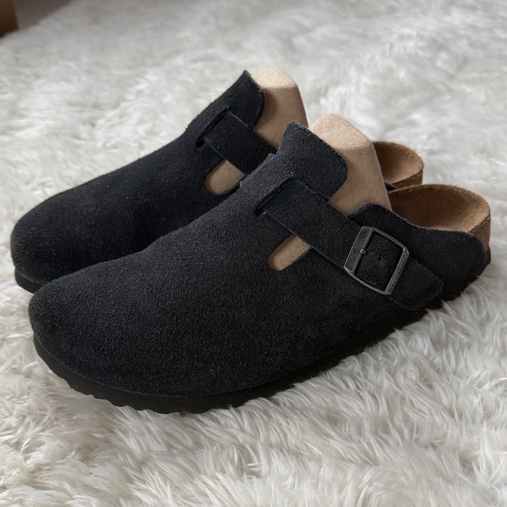 Birkenstock Boston Navy Blue/Night Suede Clogs/ Soft Footbed. Narrow fit